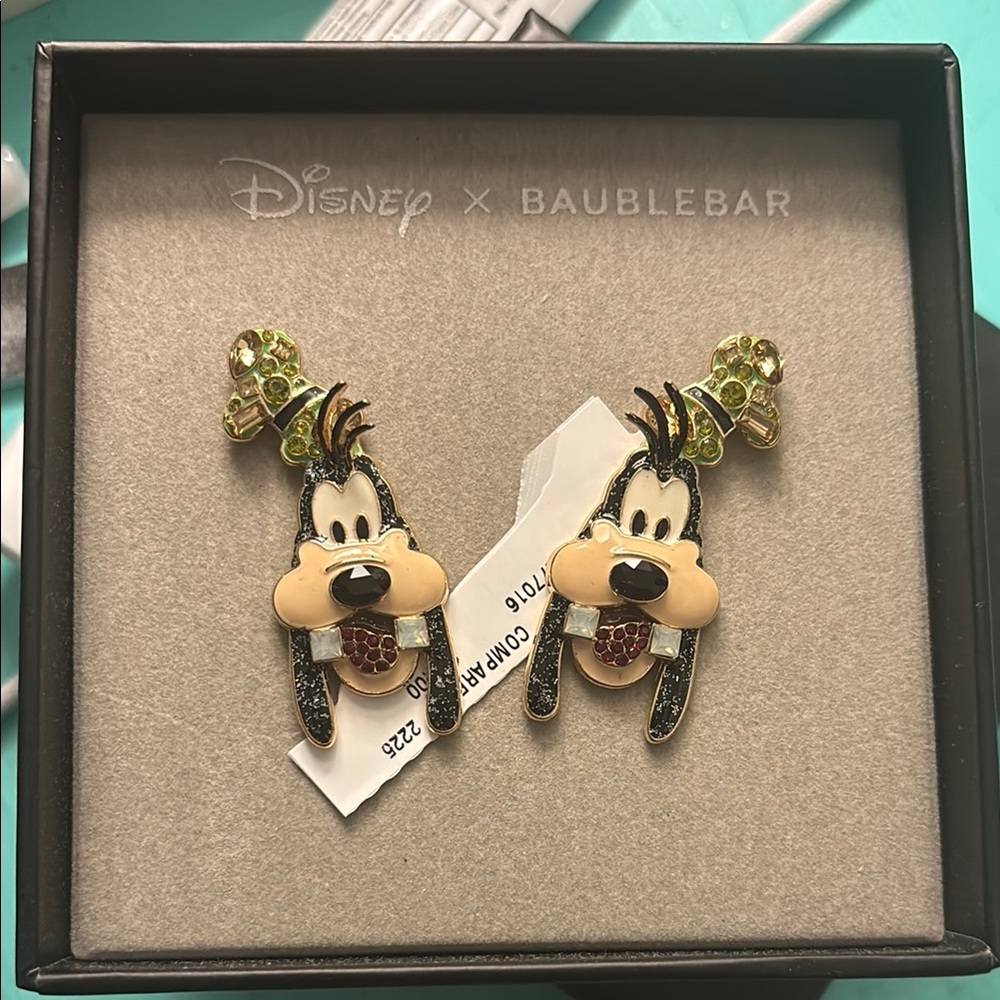 Disney x BaubleBar Goofy Earrings